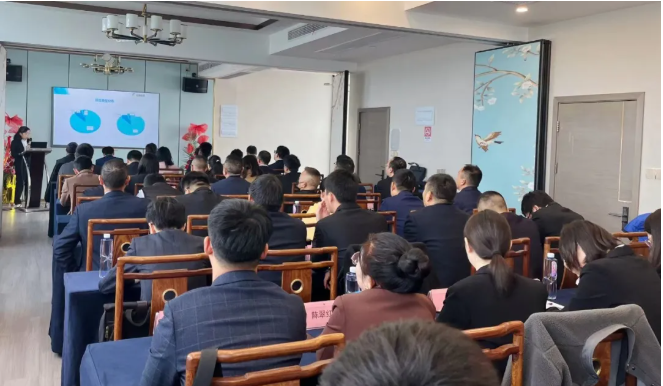专精特新，总公司从钧测速度到钧测质量 — 十月经济活动分析